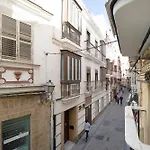 Appartement Cathedral Two Bedrooms *