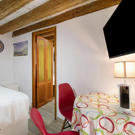 公寓 Cathedral Two Bedrooms *