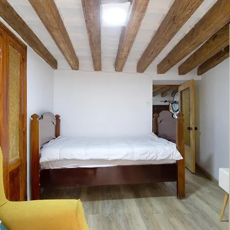 Cathedral Two Bedrooms 公寓