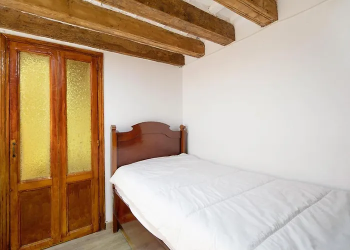 Appartement Cathedral Two Bedrooms *