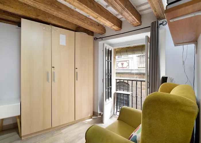 Cathedral Two Bedrooms Appartement *