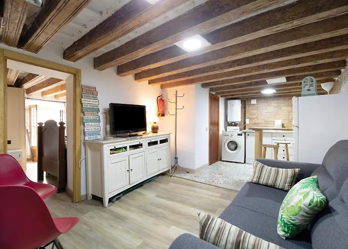 Cathedral Two Bedrooms *